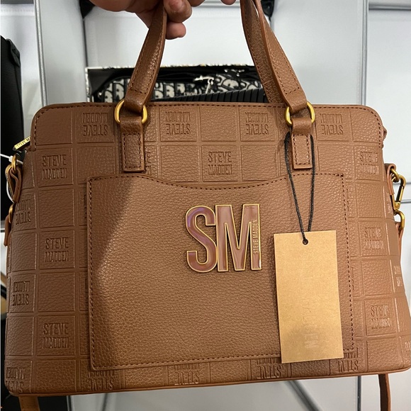 Steven Madden - Picture 5 of 6